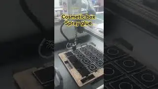 Cosmetic box Spray glue Assembly #Cosmeticbox #Packagingfactory #Sprayglue #Printingequipment #Box