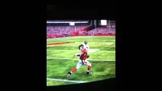 Larod Stephen-Howling team on his back