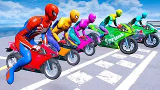 RACING SPIDERMAN MOTORCYCLES WITH SUPERHEROES - JUMP OVER THE PYRAMID