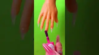 💅 Barbie Nails Made With GLUE GUN ⁉️ Yes Please! 🧨
