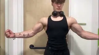Show off your chest and abdominal muscles☠️ - GYM