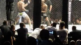 Anderson Silva nocauteando o Japones Yushin Okami no UFC RIO. Ao vivo de dentro do HSBC ARENA.