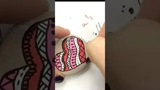 Fast fun heart doodle design  #paintpen #valentinepainting #valentinesdayart