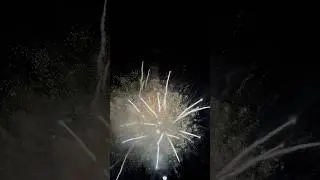 #Fireworks #FireworksShow #FireworkDisplay #SkyExplosion #NightSkyMagic #BoomBoom #SkyFullOfLights