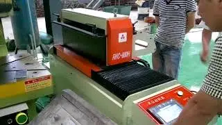 Zigzag NC servo feeder machine__HongEr